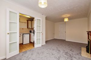 LOUNGE/KITCHEN- click for photo gallery